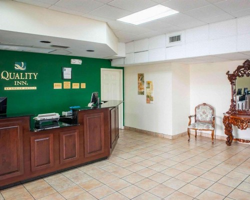 Quality Inn Chipley I-10 at Exit 120 - image 5