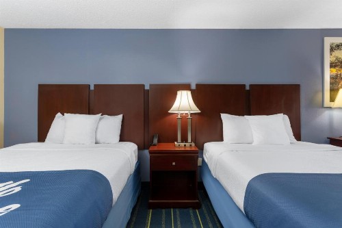 Days Inn by Wyndham Chipley - image 35