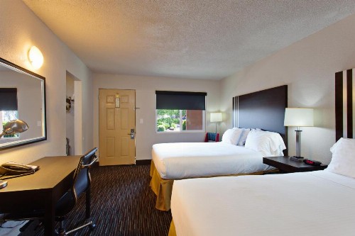 Days Inn by Wyndham Chowchilla Gateway to Yosemite - image 10