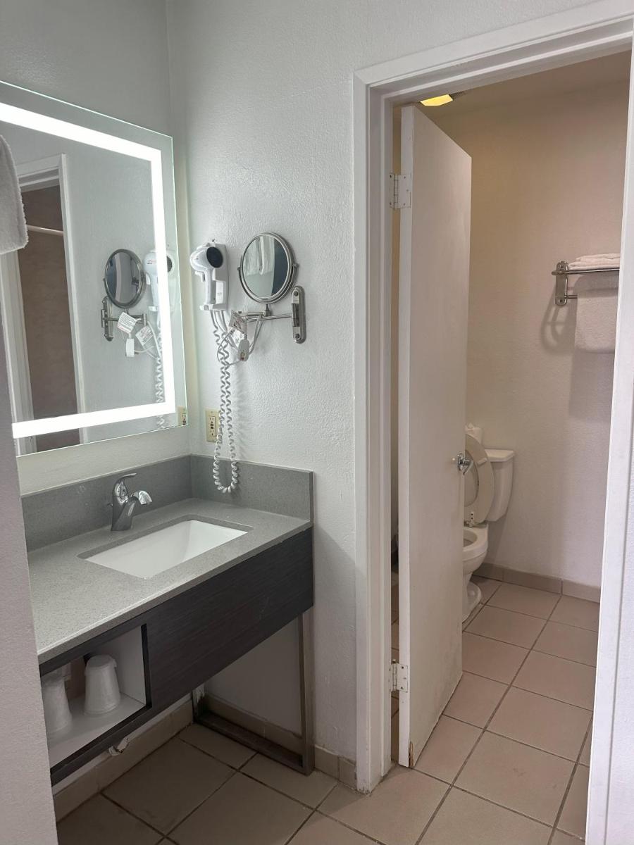 Hotel Palmeras Chula Vista - image 5