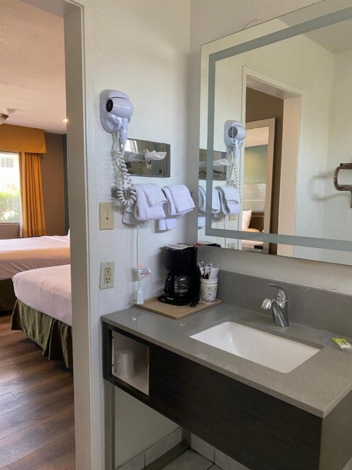 Hotel Palmeras Chula Vista - image 9