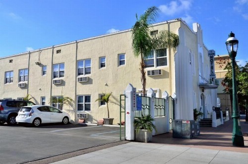 El Primero Boutique Hotel - image 29
