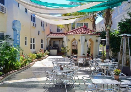 El Primero Boutique Hotel - image 5