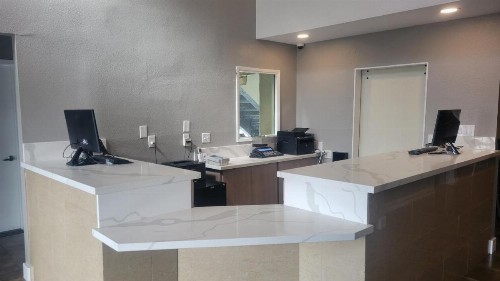 Days Inn by Wyndham San Diego Chula Vista South Bay - image 16