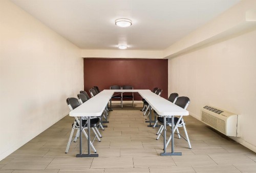 Red Roof Inn PLUS+ Chula Vista - image 15