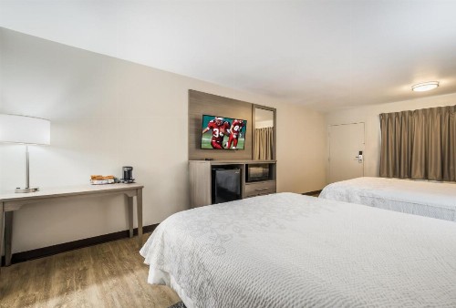 Red Roof Inn PLUS+ Chula Vista - image 26