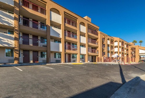 Red Roof Inn PLUS+ Chula Vista - image 3