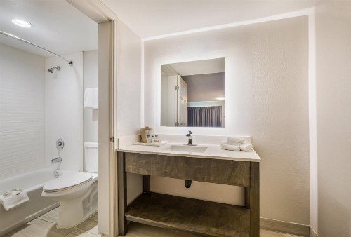 Red Roof Inn PLUS+ Chula Vista - image 33