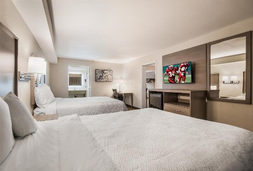 Red Roof Inn PLUS+ Chula Vista - image 36