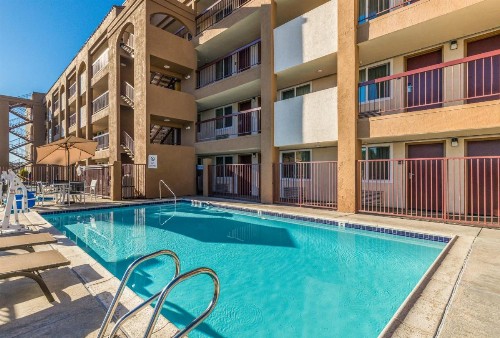 Red Roof Inn PLUS+ Chula Vista - image 9