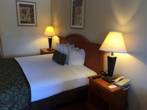 Chula Vista Inn - image 21