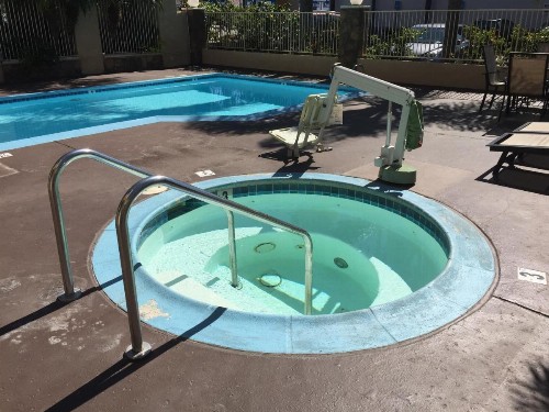 Chula Vista Inn - image 23