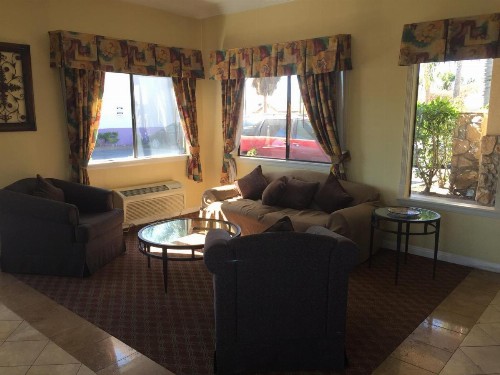 Chula Vista Inn - image 38