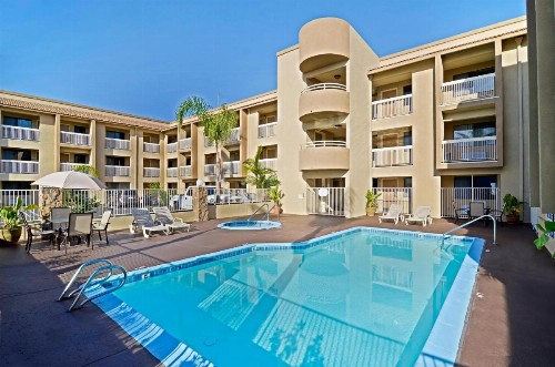 Chula Vista Inn - image 39