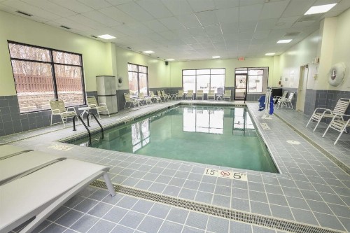 Hampton Inn Cincinnati Eastgate - image 2