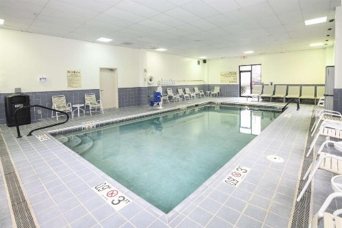 Hampton Inn Cincinnati Eastgate - image 20