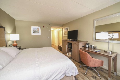 Hampton Inn Cincinnati Eastgate - image 24