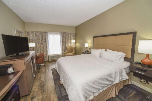 Hampton Inn Cincinnati Eastgate - image 5