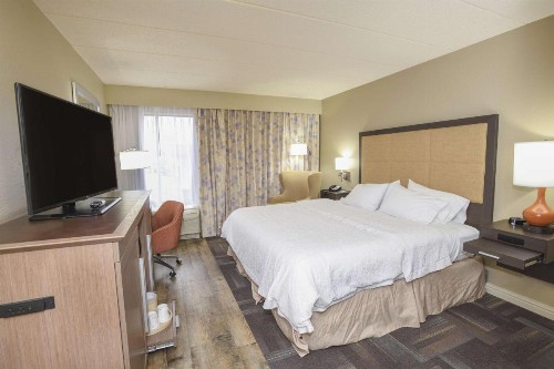 Hampton Inn Cincinnati Eastgate - image 9