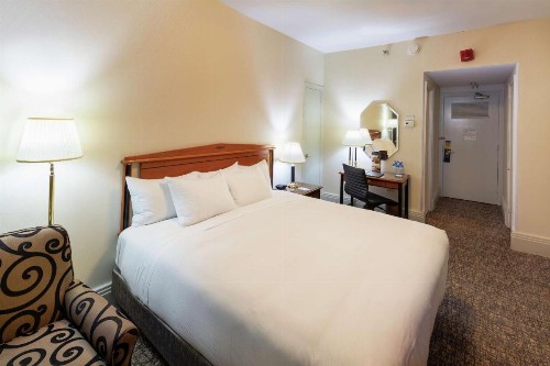 Hilton Cincinnati Netherland Plaza - image 18