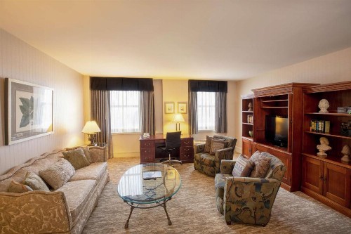 Hilton Cincinnati Netherland Plaza - image 23