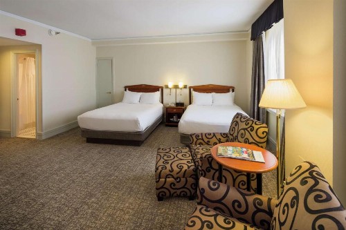 Hilton Cincinnati Netherland Plaza - image 26
