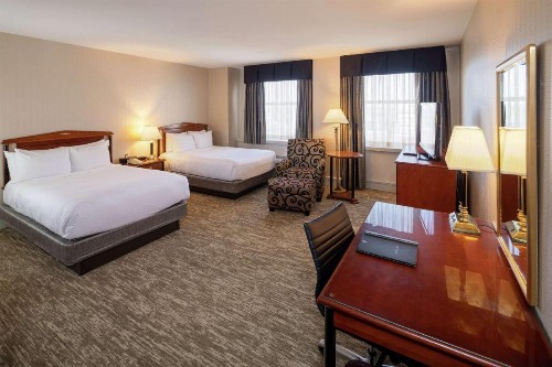 Hilton Cincinnati Netherland Plaza - image 42