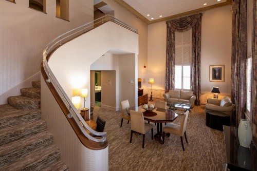 Hilton Cincinnati Netherland Plaza - image 5