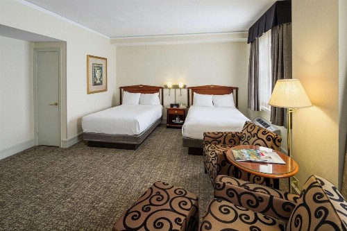 Hilton Cincinnati Netherland Plaza - image 7