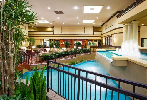 Holiday Inn Cincinnati-Eastgate an IHG Hotel