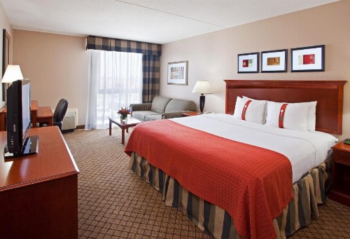 Holiday Inn Cincinnati-Eastgate an IHG Hotel - image 15