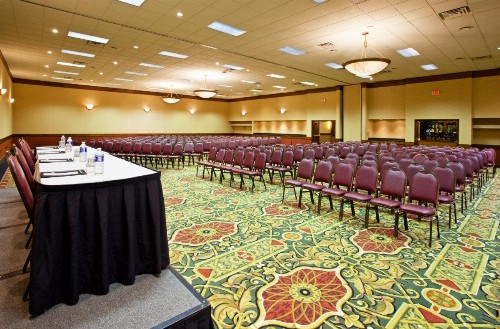 Holiday Inn Cincinnati-Eastgate an IHG Hotel - image 40
