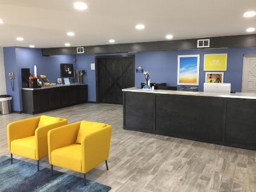 Days Inn & Suites by Wyndham Cincinnati North - image 15