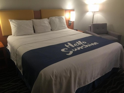 Days Inn & Suites by Wyndham Cincinnati North - image 19