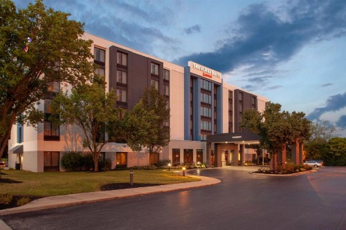 SpringHill Suites Cincinnati North Forest Park - image 2
