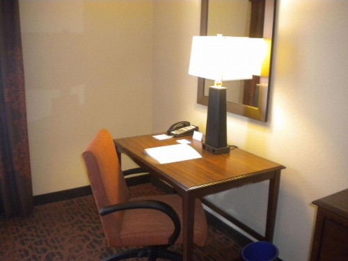 Hampton Inn & Suites Cincinnati / Uptown - University Area - image 28