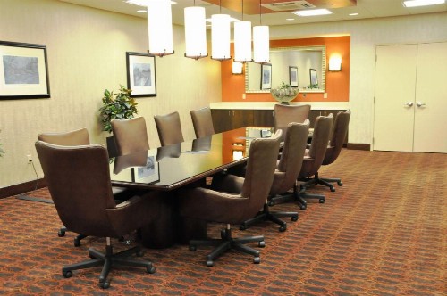 Hampton Inn & Suites Cincinnati / Uptown - University Area - image 35