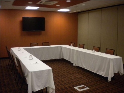 Hampton Inn & Suites Cincinnati / Uptown - University Area - image 38