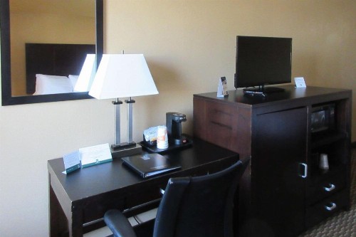 Quality Inn & Suites - image 10
