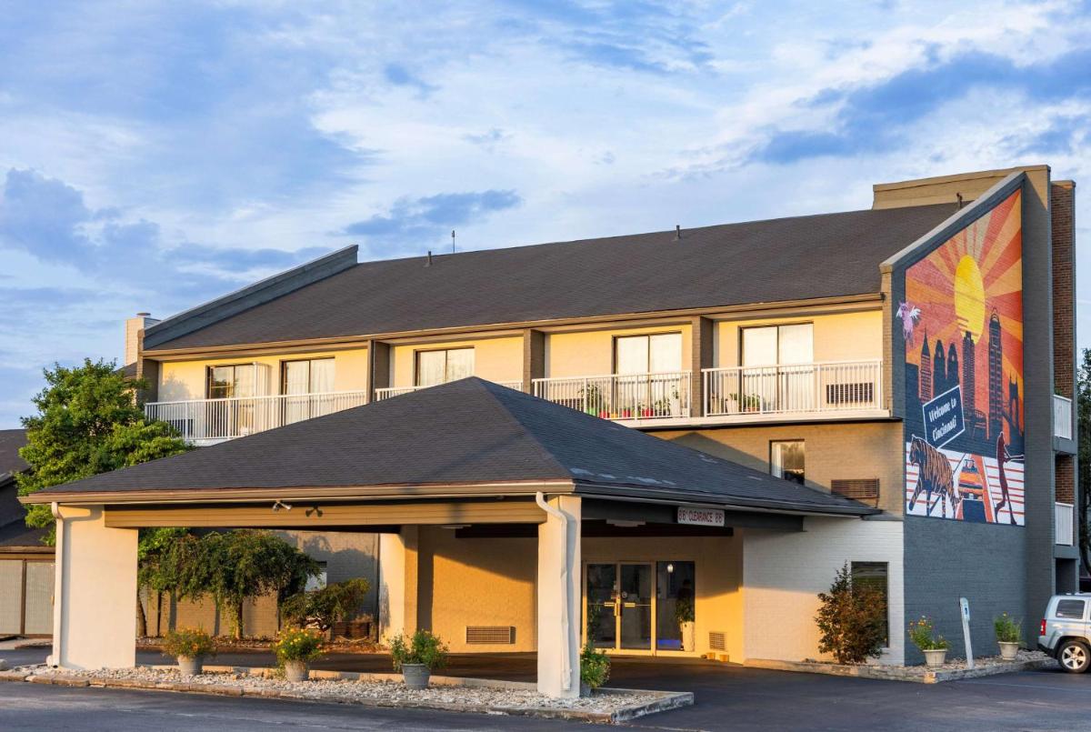 Days Inn by Wyndham Cincinnati East - main image