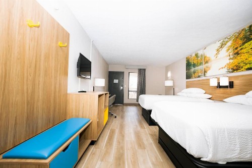 Days Inn by Wyndham Cincinnati East - image 25