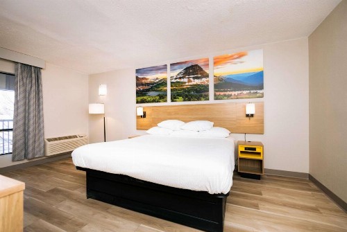 Days Inn by Wyndham Cincinnati East - image 31