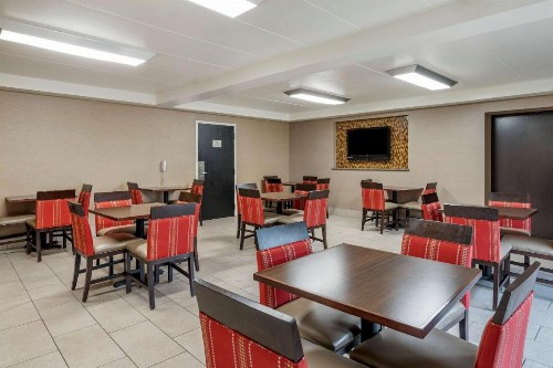 Comfort Inn Northeast Cincinnati - image 12