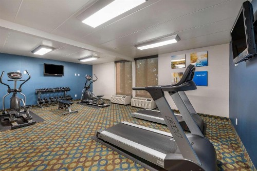 Comfort Inn Northeast Cincinnati - image 21