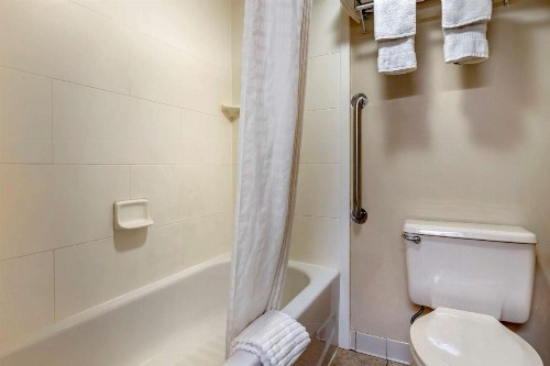 Comfort Inn Northeast Cincinnati - image 28