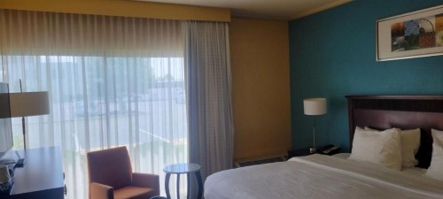 Fairfield Inn & Suites Cincinnati North/Sharonville - image 10