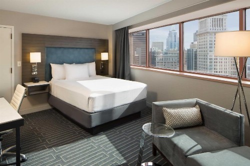 Hyatt Regency Cincinnati - image 13