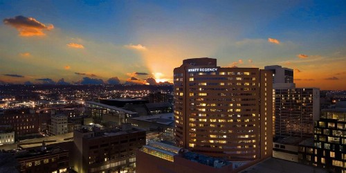 Hyatt Regency Cincinnati - image 2