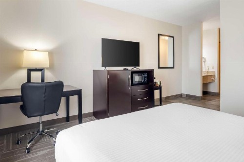 Best Western Mason Inn - image 20