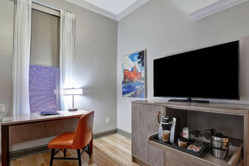 Curio Collection by Hilton The Cincinnatian Hotel - image 32